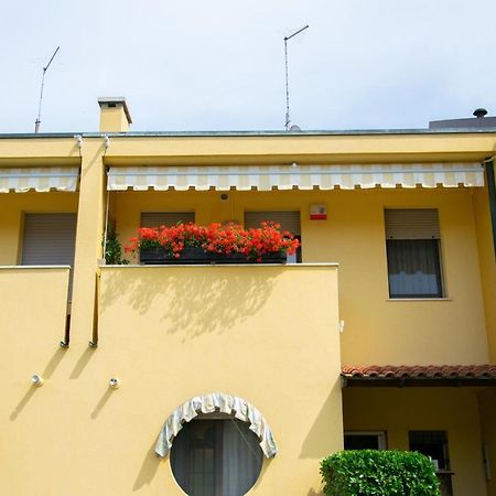 B&B Il Glicine Fiorito ヴェネツィア・リド島 エクステリア 写真